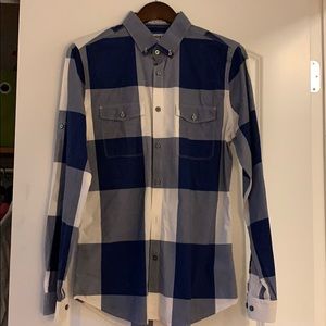 Express button up